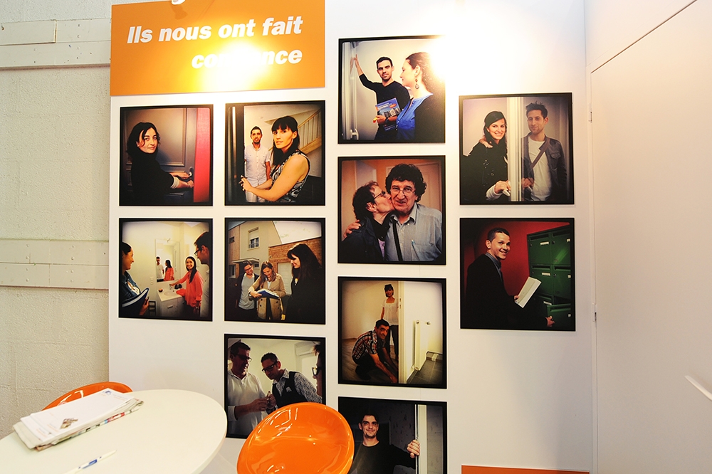 Salon de l'habitat septembre 2014 - mur de photos portraits nouveaux accédants à la propriété Angers Loire Habitat.
commandes photo et réalisation : Boutique Angers Loire Habitat